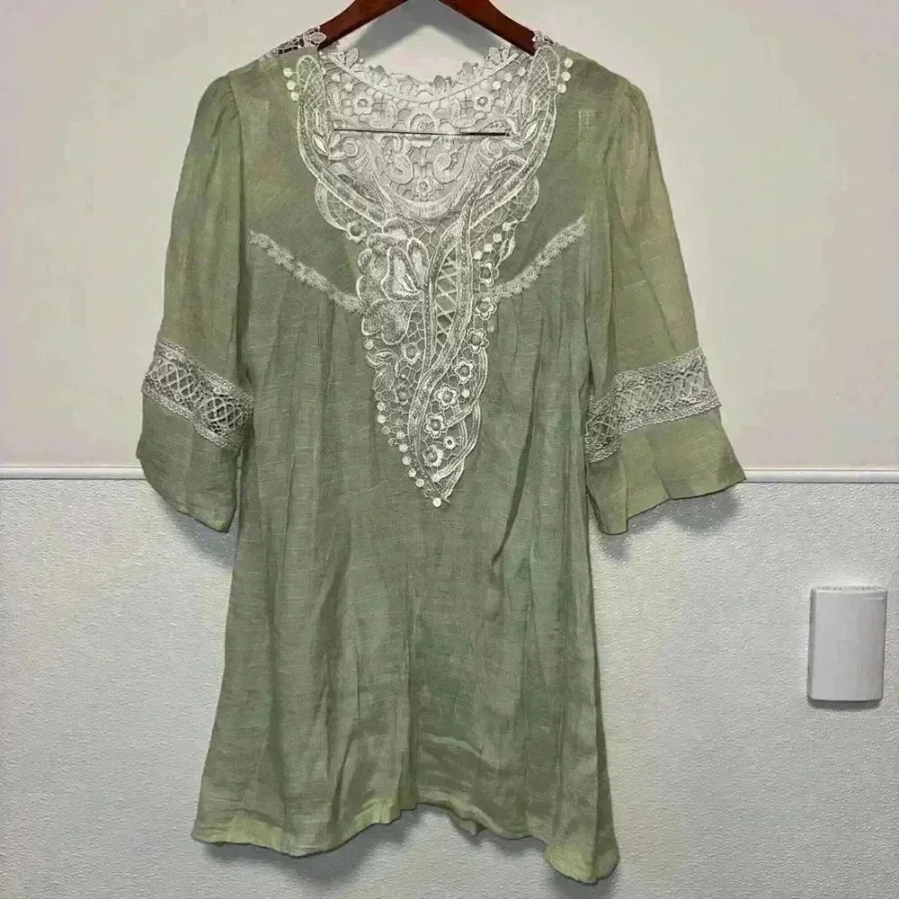 Pretty Angel Woman's Linen Blend Tunic Green Top Boho Romantic Lace Pearl Sz S
